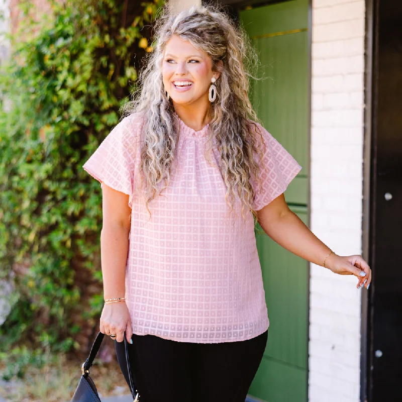 Chic and comfortable clothing for busy women   Meet Me In Wonderland Top, Pink