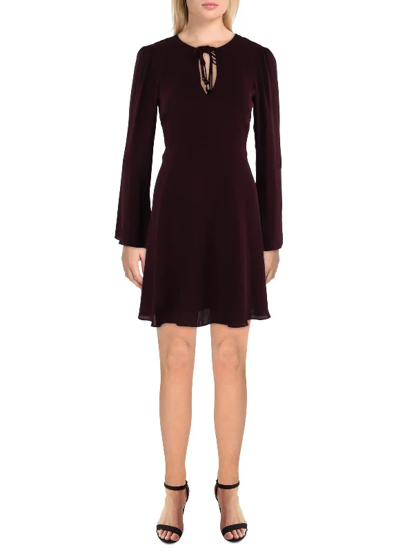 Chic, modern fashion for empowered women   Womens Chiffon Double-V Mini Dress